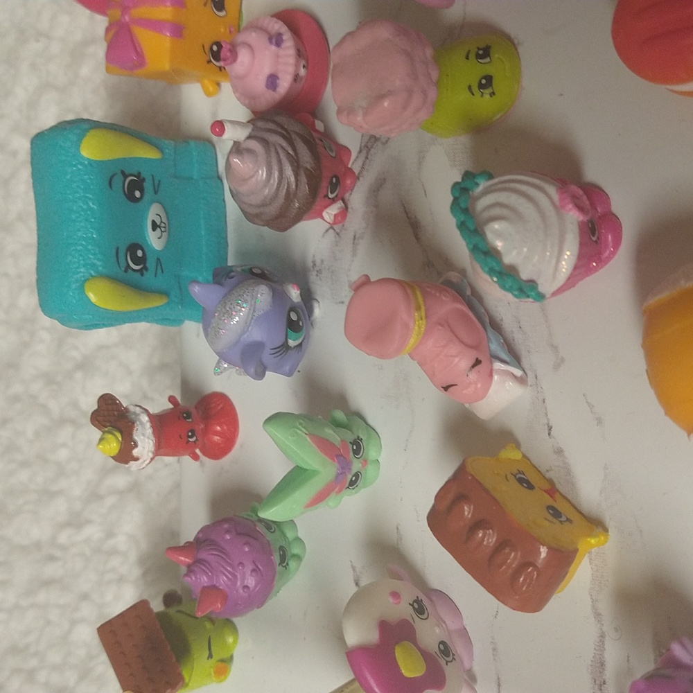 Shopkins Miniatures - Picture 2 of 7